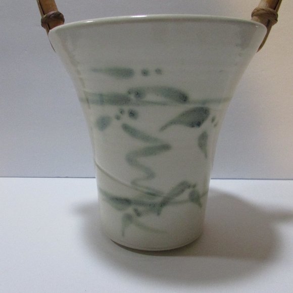 vtg abstract green branch leaves basket pottery signed vase holder bamboo handle - Picture 2 of 7